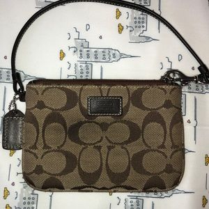 😱SOLD😱 Coach Coin Purse